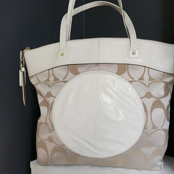 Coach bag - Picture 2 of 15